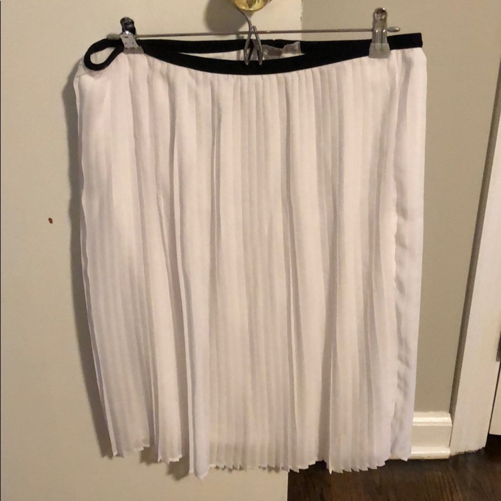 White pleated midi skirt